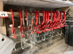 16no. Cox Solo G-Clamps with Rubber Pads, 4no. Mitre Forma Stone/Granite/Marble Clamps, Lot