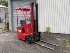 Lansing Bagnall FGER 1.2 , 3 Wheel, Dual Mast Battery/Electric Fork Lift & Charger, Lift Capacity