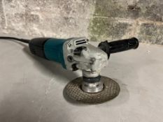 Makita GA504OC 125mm Corded Angle Grinder, 110v, Lot Location: Upper Building