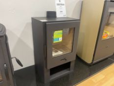 Ex-Display Pandero Mini Sierra E-41 Wood Heating Stove, Approximately 460 x 380 x 730mm RRP: £445.00