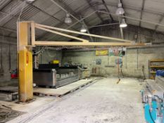 Donati Free Standing Jib Crane & Hoist, Max Load 1000kg. Approximately 6 Metre Crane Arm, Lot