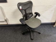Herman Miller Mirrar 2 Mobile Office Armchair, RRP: £1,042.00 Inc. VAT