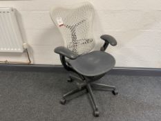 Herman Miller Mirrar 2 Mobile Office Armchair, RRP: £1,042.00 Inc. VAT