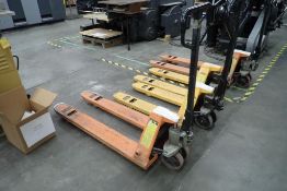 Narrow Isle 5,500lbs Capacity Pallet Jack-36