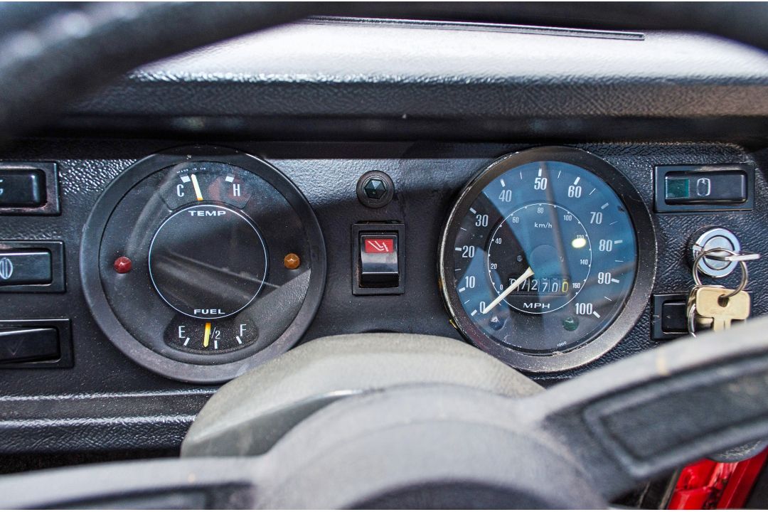 1990 Reliant Rialto 850cc 3 wheel 2 door saloon - Image 31 of 39