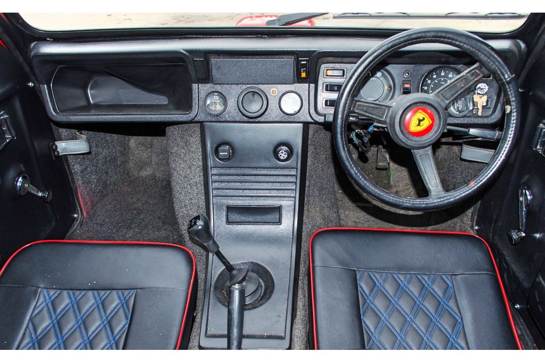 1990 Reliant Rialto 850cc 3 wheel 2 door saloon - Image 26 of 39