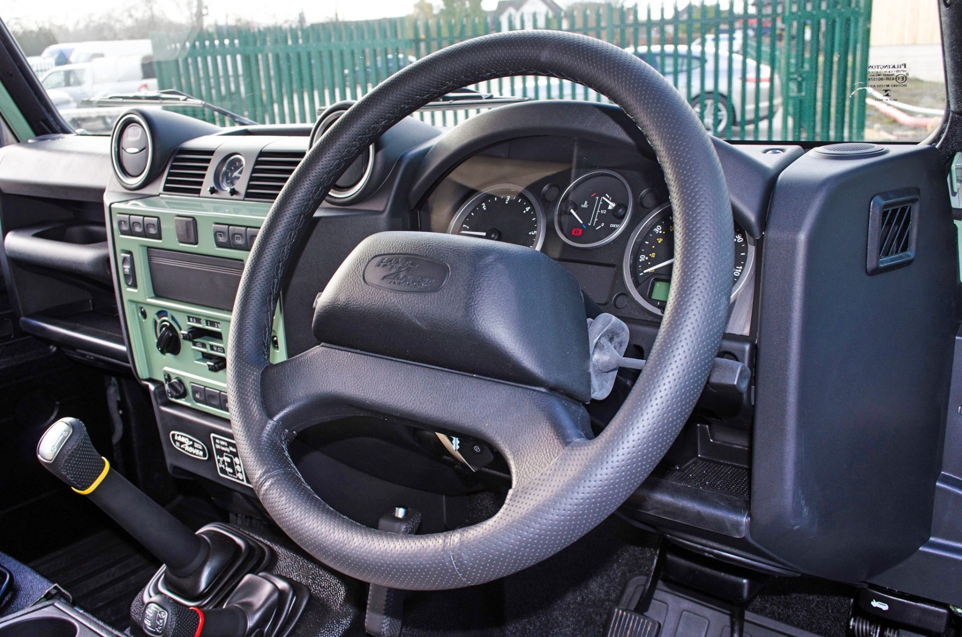 2015 Land Rover Defender 110 Heritage 2.2 TDCI 7 seat station wagon - Image 68 of 84