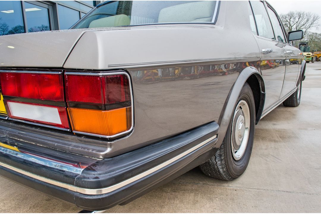 1985 Rolls Royce Silver Spirit 6750 cc 4 door saloon - Image 19 of 73
