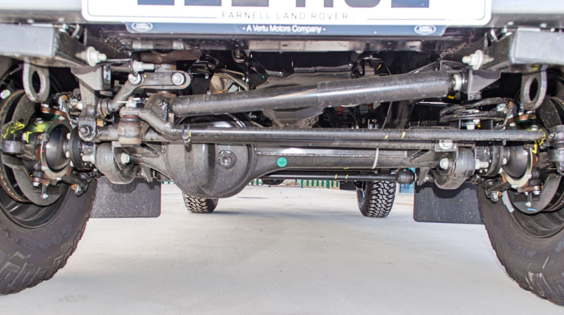 2015 Land Rover Defender 110 Heritage 2.2 TDCI 7 seat station wagon - Image 30 of 84