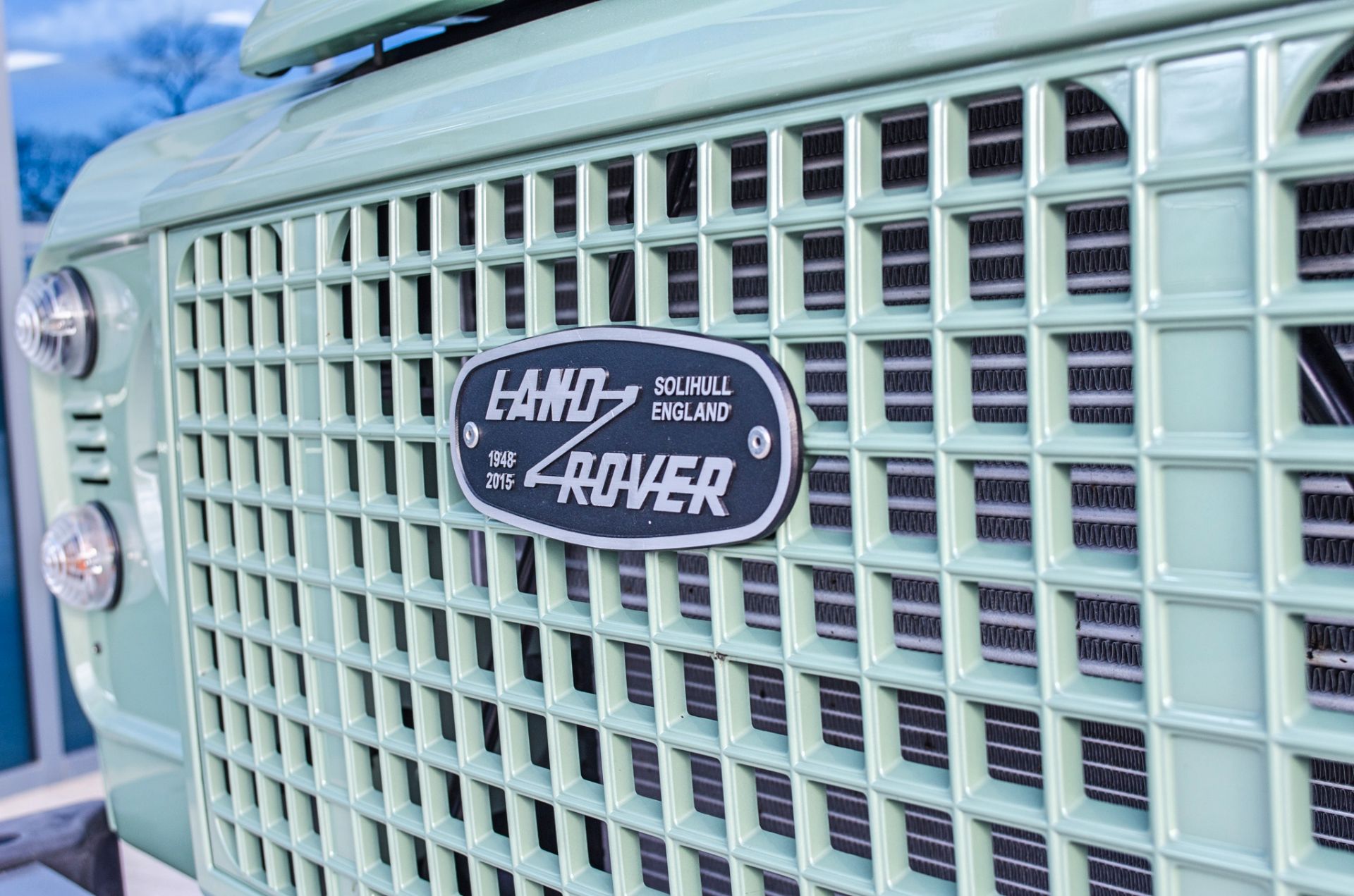 2015 Land Rover Defender 110 Heritage 2.2 TDCI 7 seat station wagon - Image 38 of 84