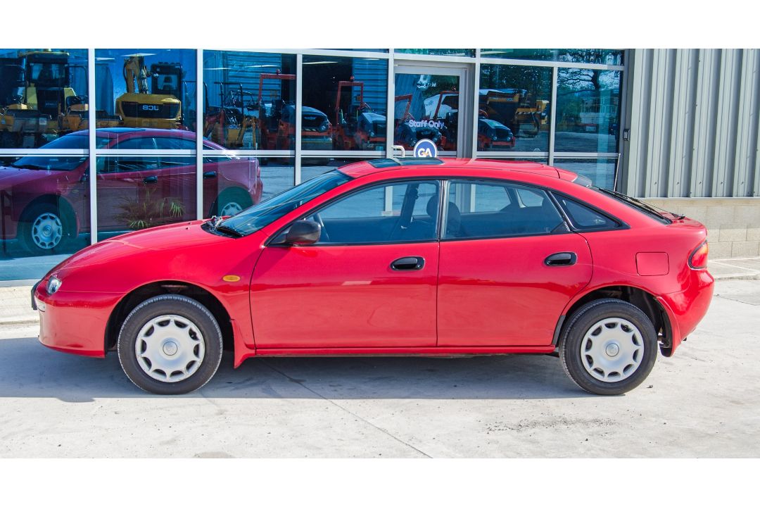 1996 Mazda 323F 1.5 GXi 16v 5 door hatchback - Image 16 of 53