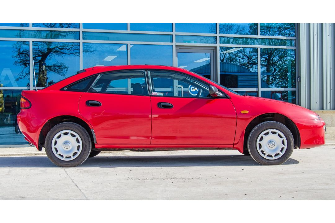 1996 Mazda 323F 1.5 GXi 16v 5 door hatchback - Image 13 of 53