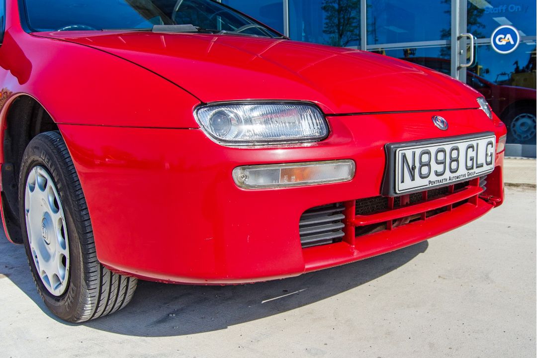 1996 Mazda 323F 1.5 GXi 16v 5 door hatchback - Image 18 of 53