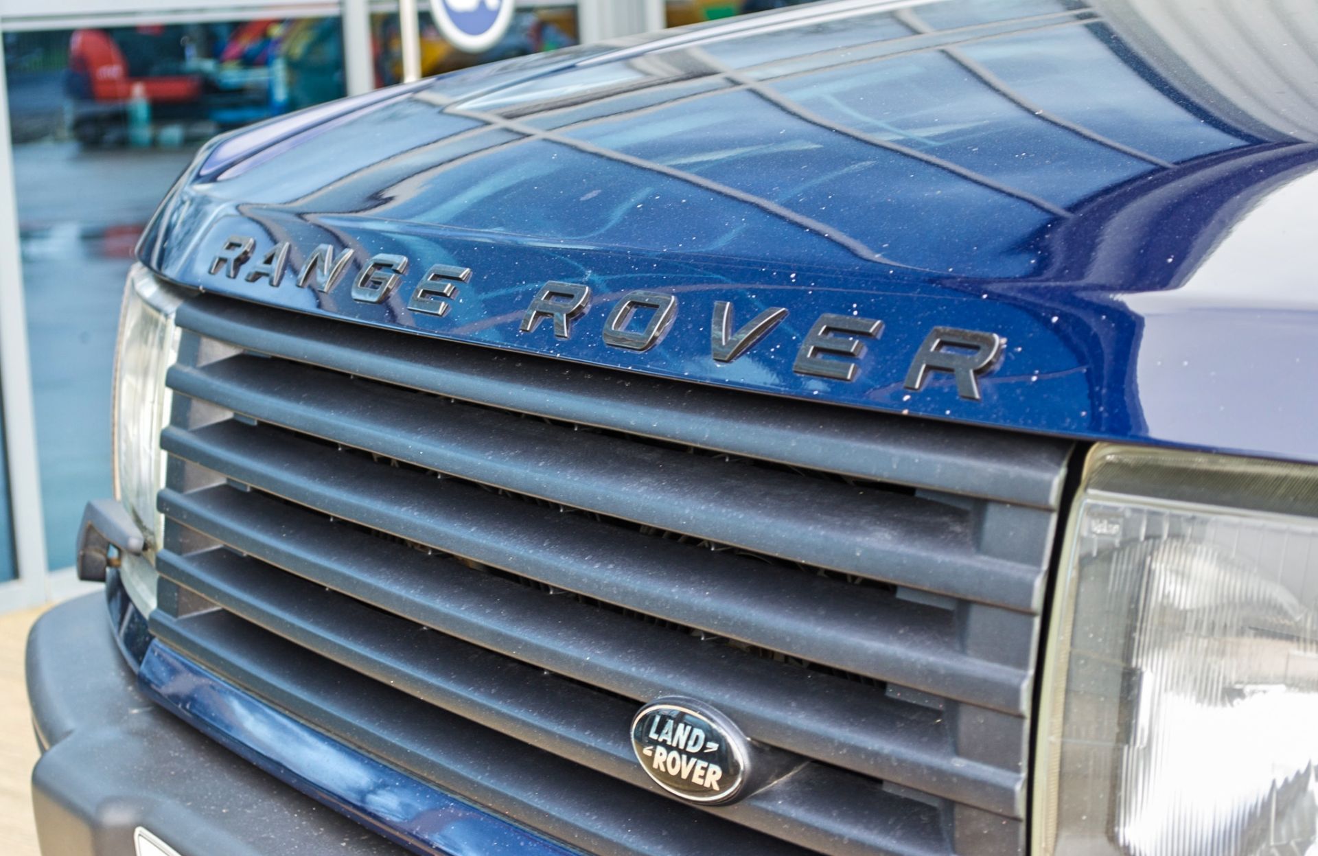 2001 Range Rover Vogue 4.6 litre V8 Auto 4 door SUV estate Registration: Y498 HNP Chassis: - Image 29 of 65