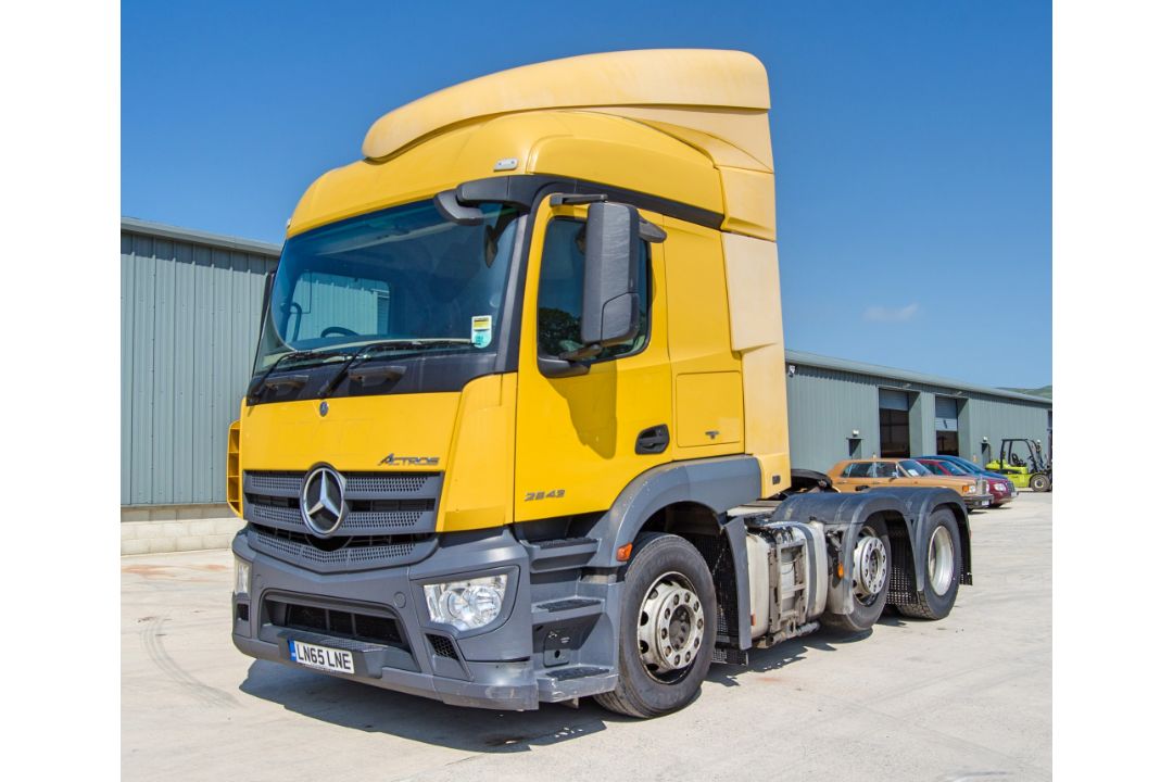 Mercedes Benz Actros 2543 Bluetech 6 6x2 tractor unit Registration Number: LN65 LNE Date of - Image 1 of 28