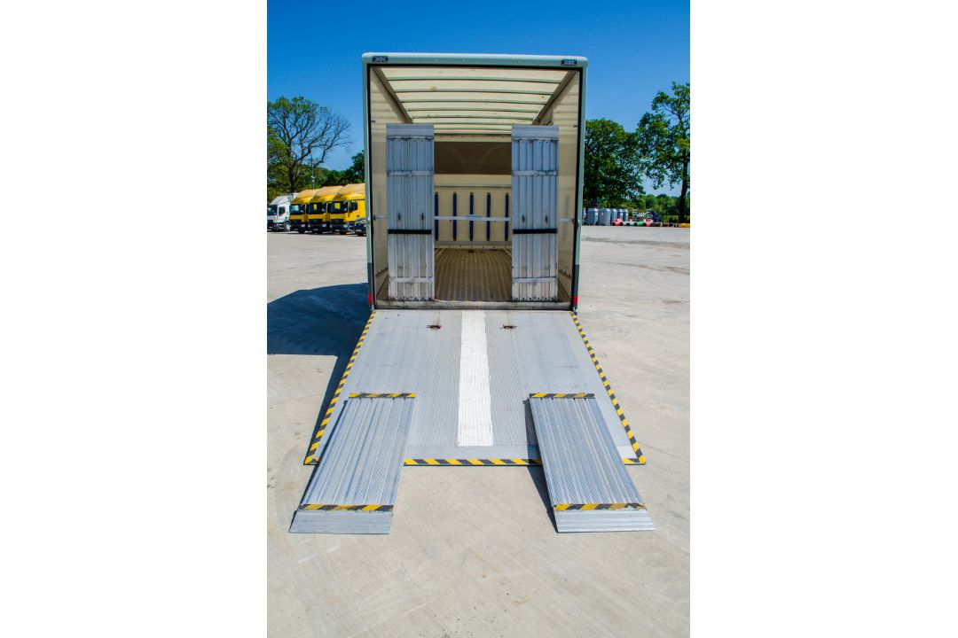 Mercedes Benz Sprinter 516 2.2 CDI LWB Automatic covered single car transporter  Registration - Image 22 of 30