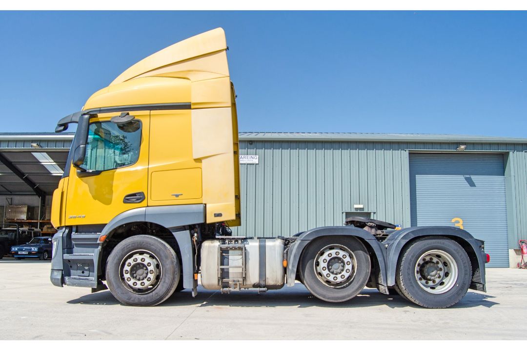 Mercedes Benz Actros 2543 Bluetech 6 6x2 tractor unit Registration Number: LN65 LNE Date of - Image 6 of 28