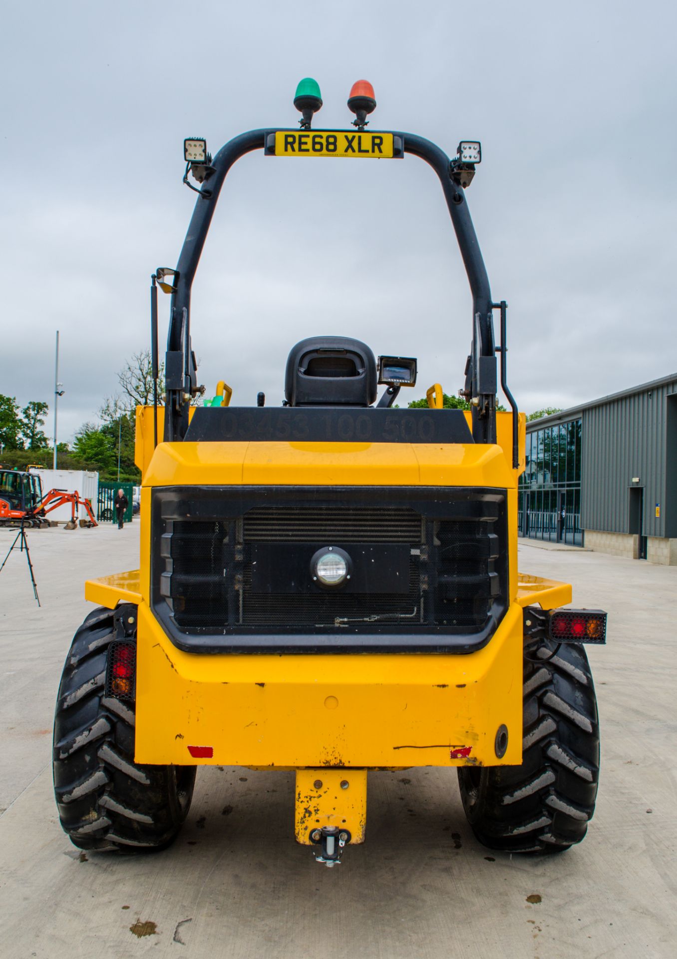 JCB 9FT 9 tonne straight skip dumper Year: 2018 S/N: J2780304 Recorded Hours: 1286 c/w camera system - Image 6 of 19