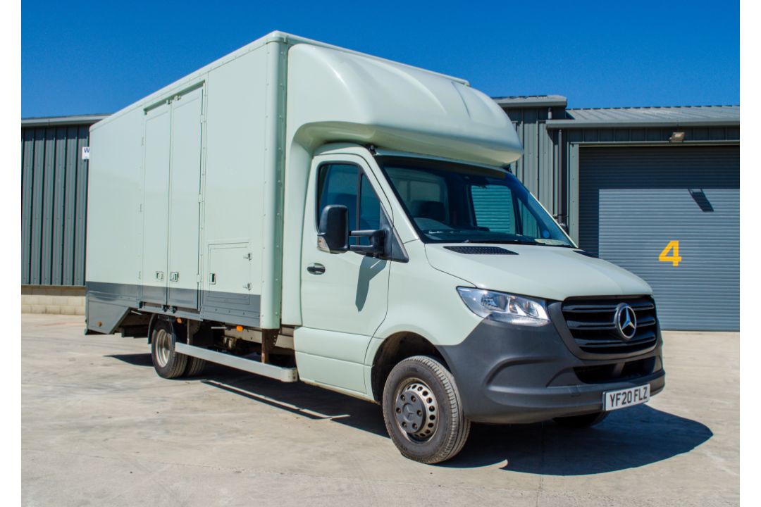 Mercedes Benz Sprinter 516 2.2 CDI LWB Automatic covered single car transporter  Registration - Image 2 of 30