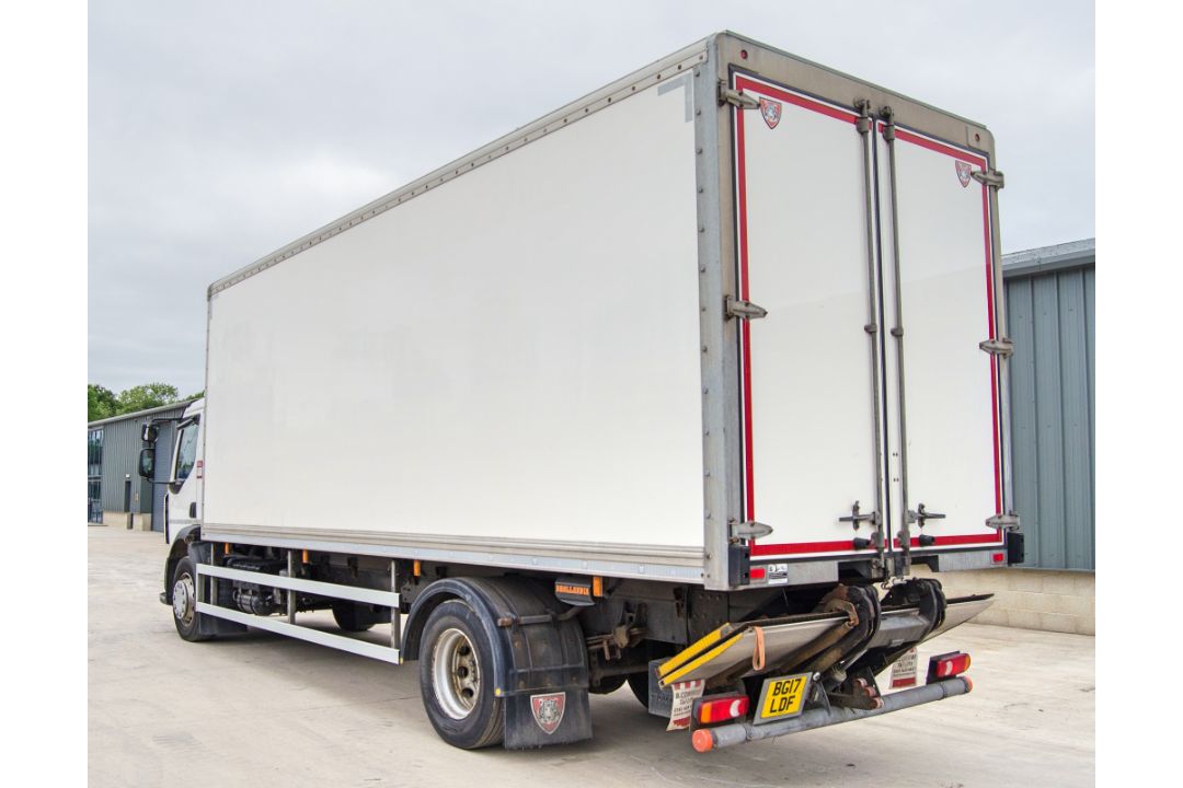 Renault D 7698cc 247HP 18 tonne 4x2 box lorry Registration Number: BG17 LDF Date of Registration: - Image 4 of 21