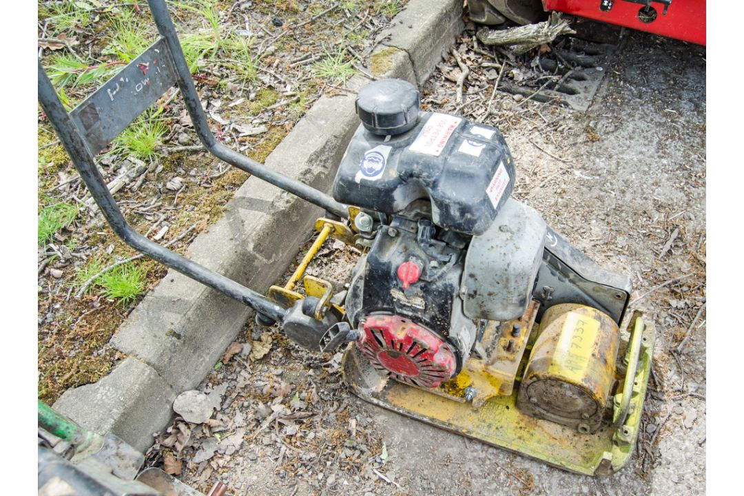 Wacker Neuson petrol driven compactor plate A957337 ** Carburettor loose ** - Image 4 of 4