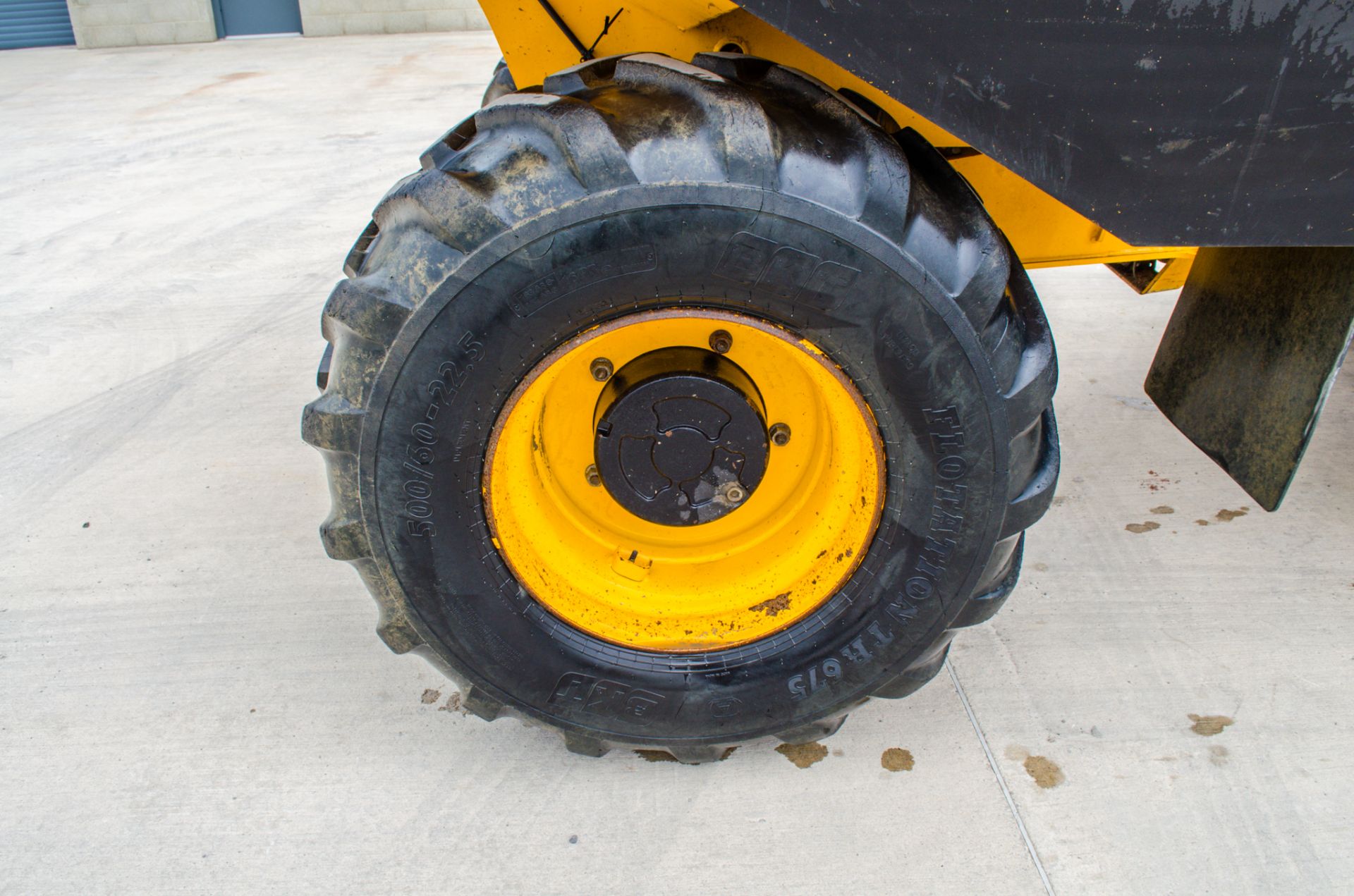 JCB 9FT 9 tonne straight skip dumper Year: 2018 S/N: J2780304 Recorded Hours: 1286 c/w camera system - Image 10 of 19