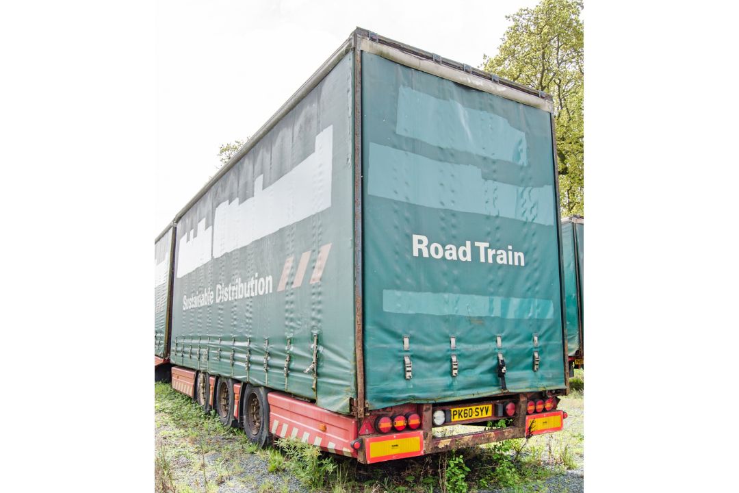 SDC Trailers 8 metre tri-axle curtain sided trailer Year: 2010 Ident: C298661 MOT: Expired - Image 3 of 11