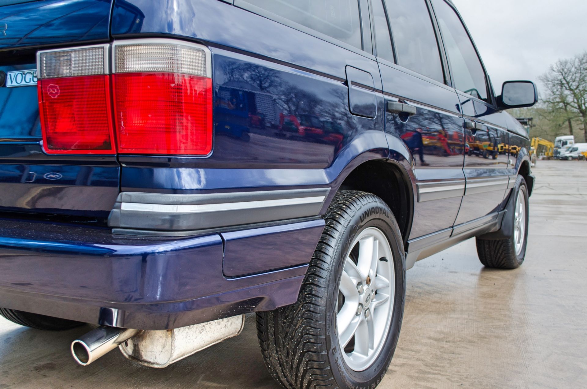 2001 Range Rover Vogue 4.6 litre V8 Auto 4 door SUV estate Registration: Y498 HNP Chassis: - Image 19 of 65
