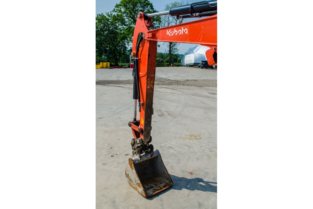 Kubota U27-4 2.7 tonne rubber tracked mini excavator Year: 2016 S/N: 58743 Recorded Hours: 3288 - Image 13 of 21