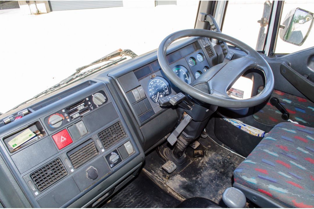 Iveco Ford 7.5 tonne 6.0 removal vehicle Registration Number: V943 EVM Date of Registration: 23/12/ - Image 28 of 29
