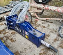 Hirox HDX10 hydraulic breaker to suit 3 tonne excavator Pin diameter: 35mm Pin centres: 140mm Pin