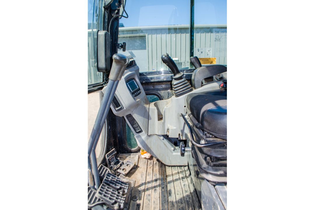 Kubota U48-4 4.8 tonne rubber tracked midi excavator Year: 2011 S/N: 50769 Recorded Hours: 4889 - Image 20 of 20