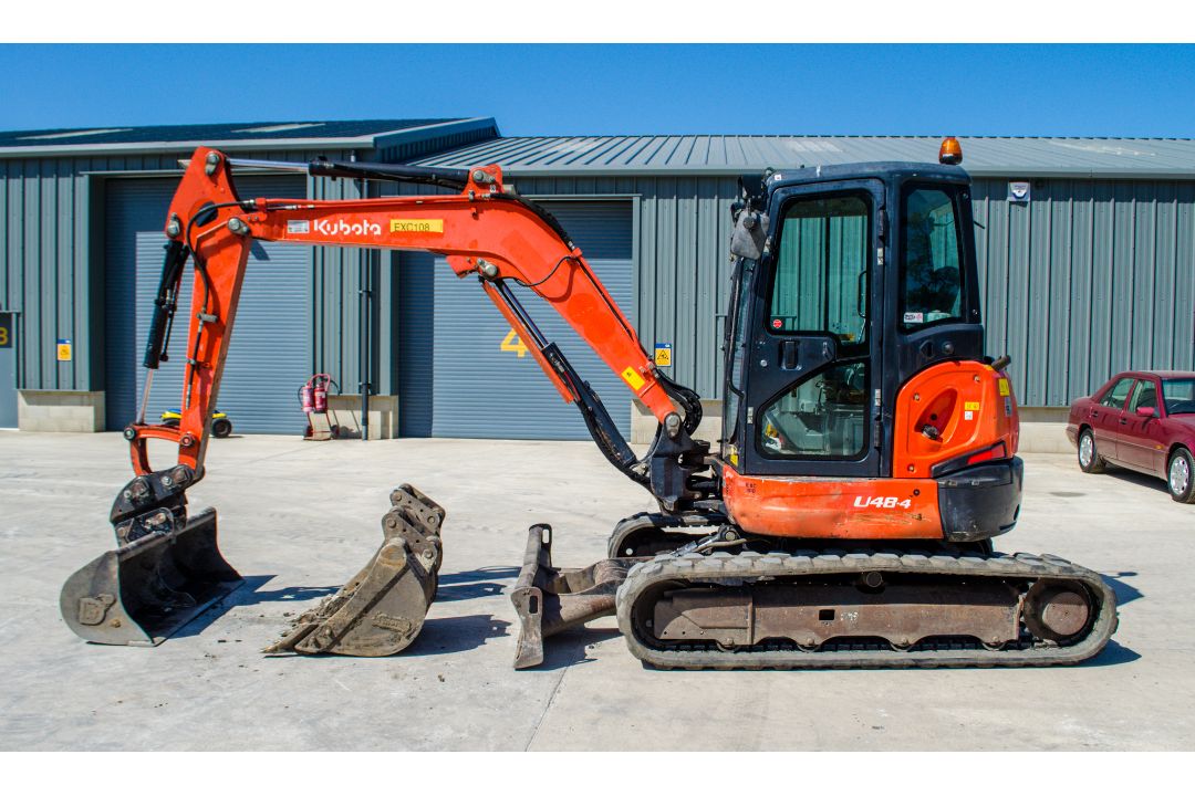 Kubota U48-4 4.8 tonne rubber tracked midi excavator Year: 2011 S/N: 50769 Recorded Hours: 4889 - Image 8 of 20