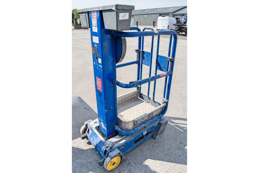 Power Tower Peco Lift manual vertical mast access platform PF1900 - Image 2 of 3