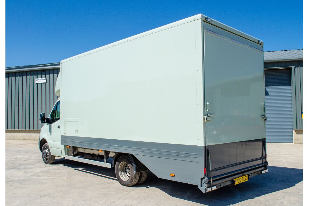 Mercedes Benz Sprinter 516 2.2 CDI LWB Automatic covered single car transporter  Registration - Image 3 of 30