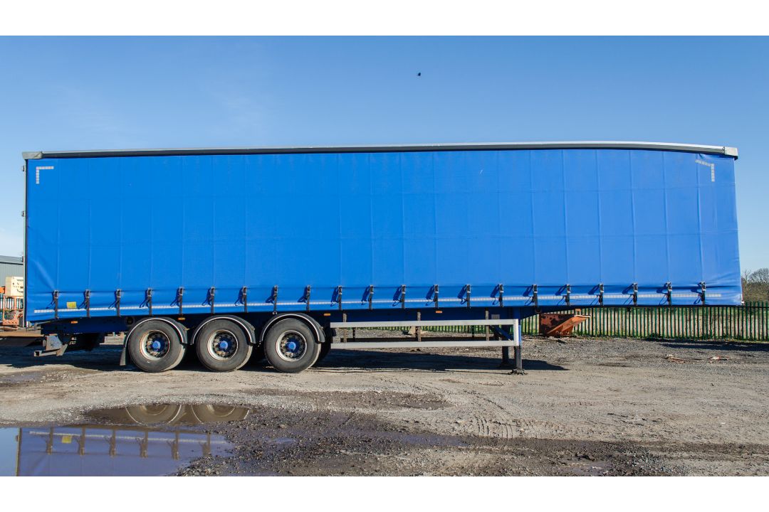 Lawrence David 13.7 metre tri-axle curtain sided trailer Year of Manufacture: 2015 Ident Mark: - Image 7 of 15