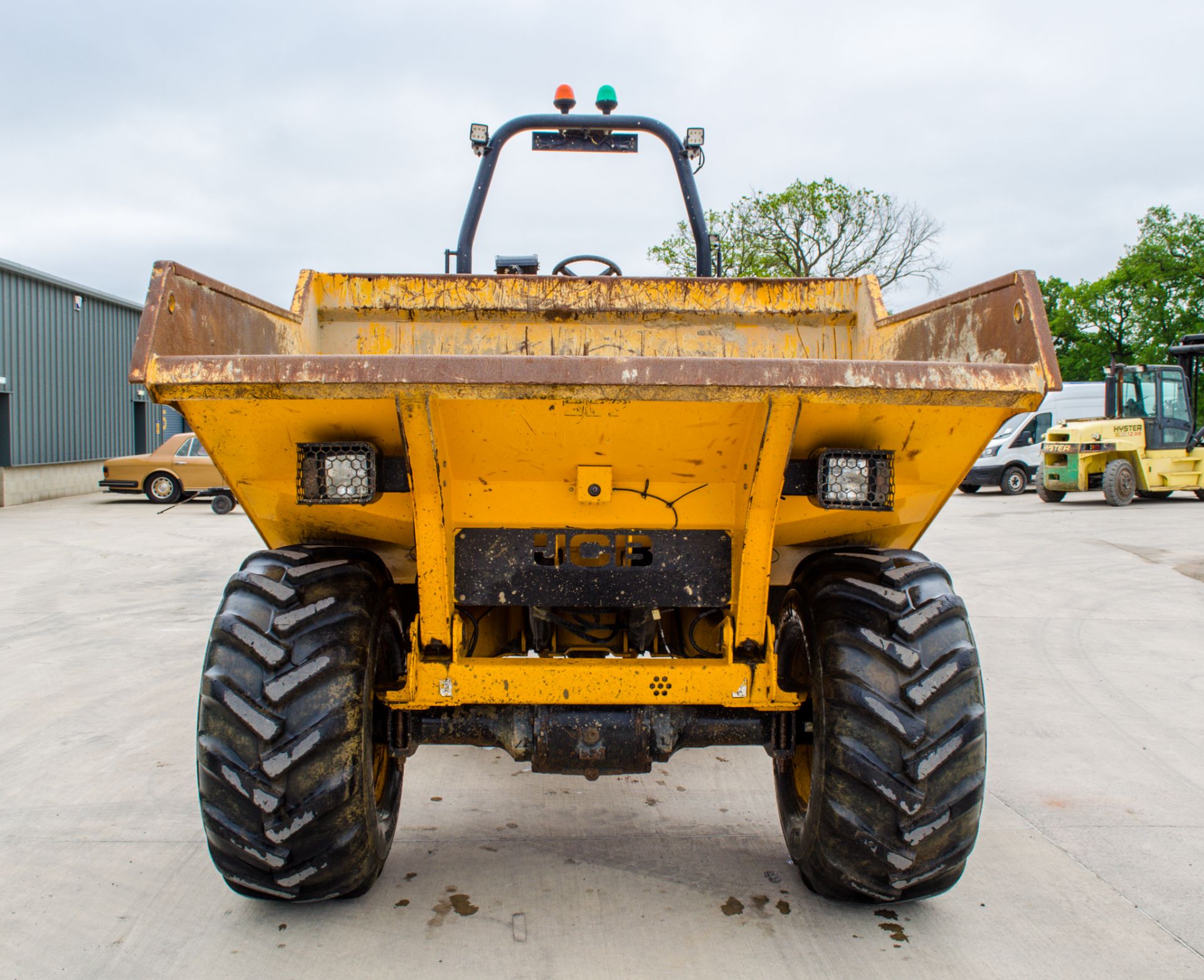 JCB 9FT 9 tonne straight skip dumper Year: 2018 S/N: J2780304 Recorded Hours: 1286 c/w camera system - Image 5 of 19