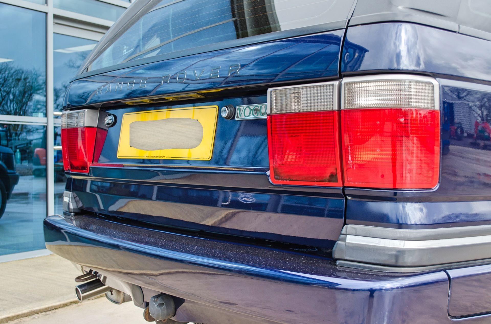 2001 Range Rover Vogue 4.6 litre V8 Auto 4 door SUV estate Registration: Y498 HNP Chassis: - Image 20 of 65