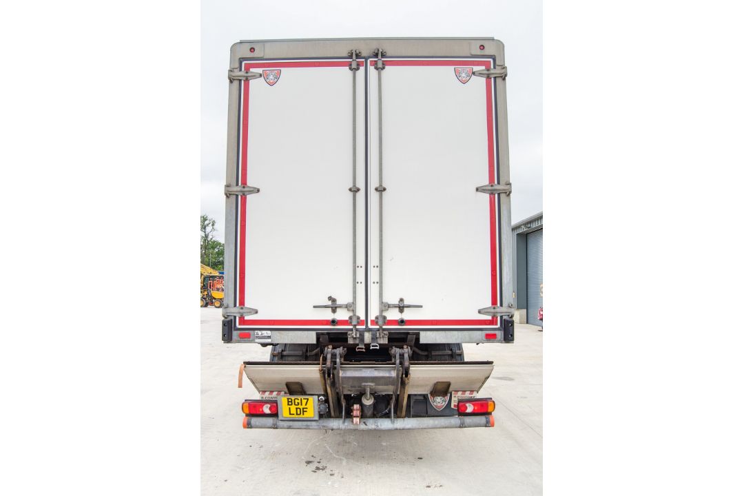 Renault D 7698cc 247HP 18 tonne 4x2 box lorry Registration Number: BG17 LDF Date of Registration: - Image 6 of 21