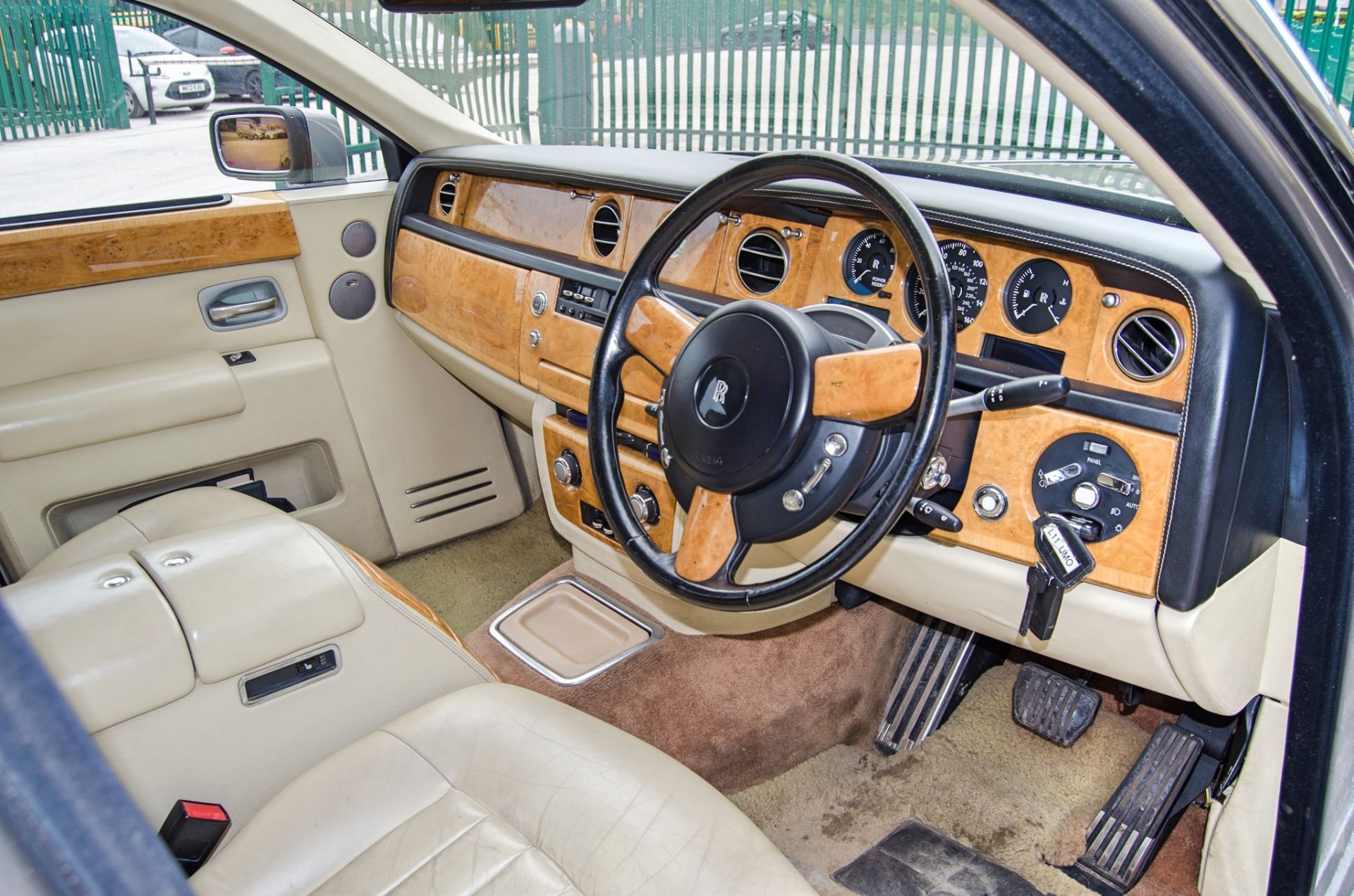 Rolls Royce Phantom 6749cc V12 Auto 4 door saloon car Registration Number: RX05 BPF Date of - Image 30 of 53