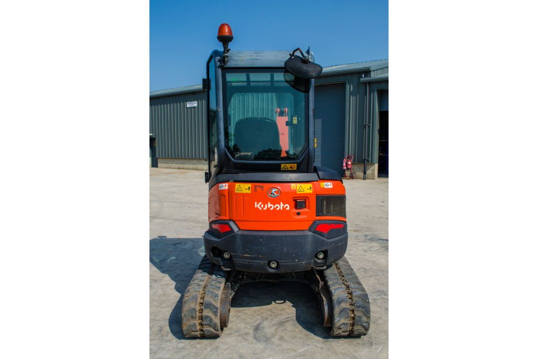 Kubota U27-4 2.7 tonne rubber tracked mini excavator Year: 2016 S/N: 58743 Recorded Hours: 3288 - Image 6 of 21