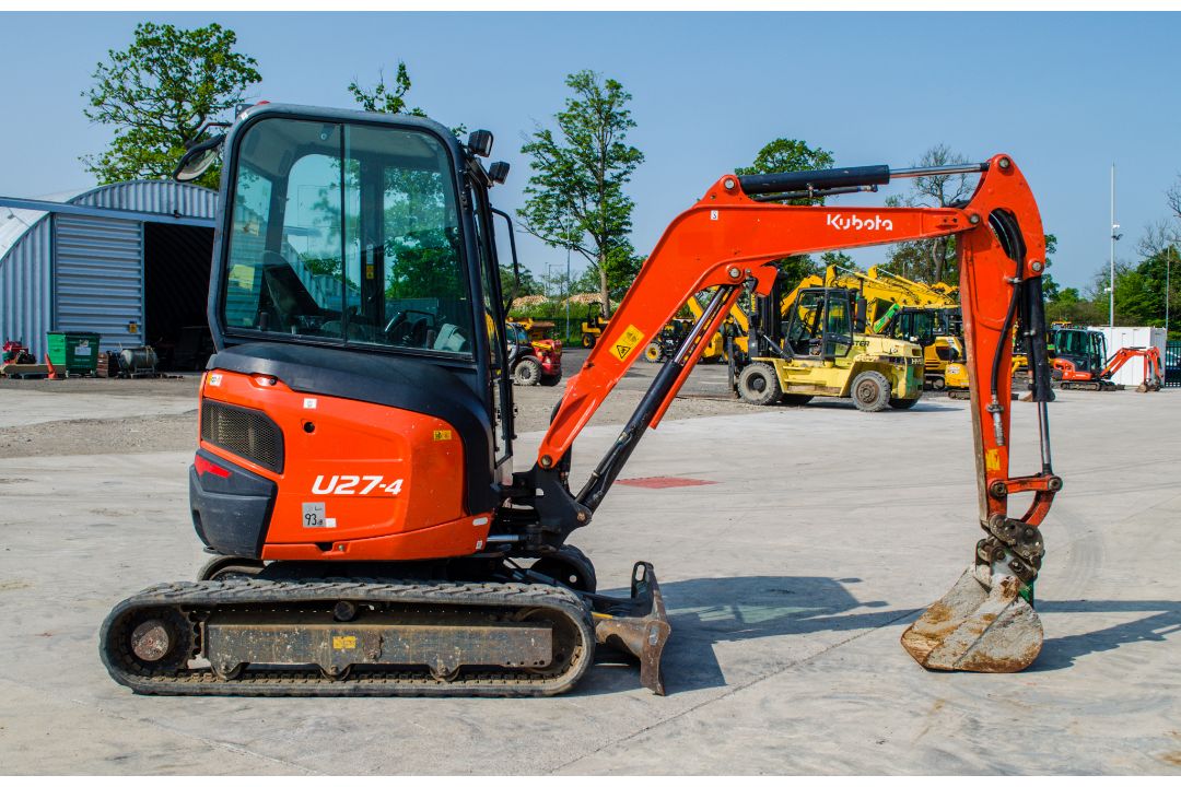 Kubota U27-4 2.7 tonne rubber tracked mini excavator Year: 2016 S/N: 58743 Recorded Hours: 3288 - Image 8 of 21