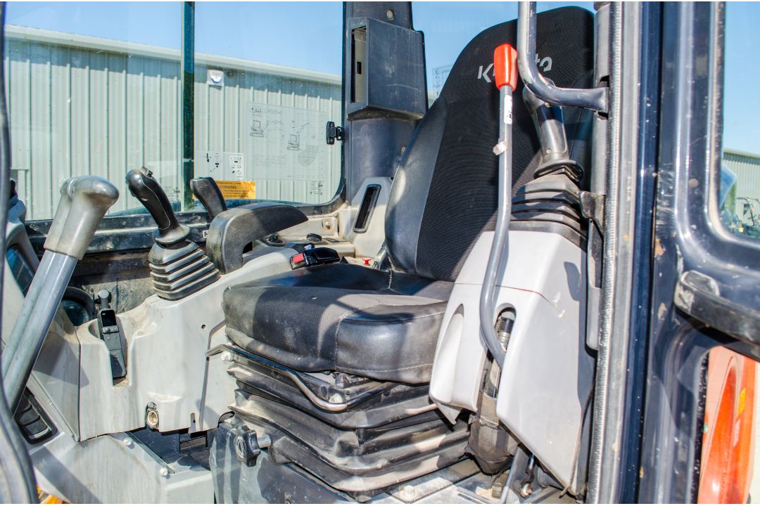 Kubota U48-4 4.8 tonne rubber tracked midi excavator Year: 2011 S/N: 50769 Recorded Hours: 4889 - Image 19 of 20