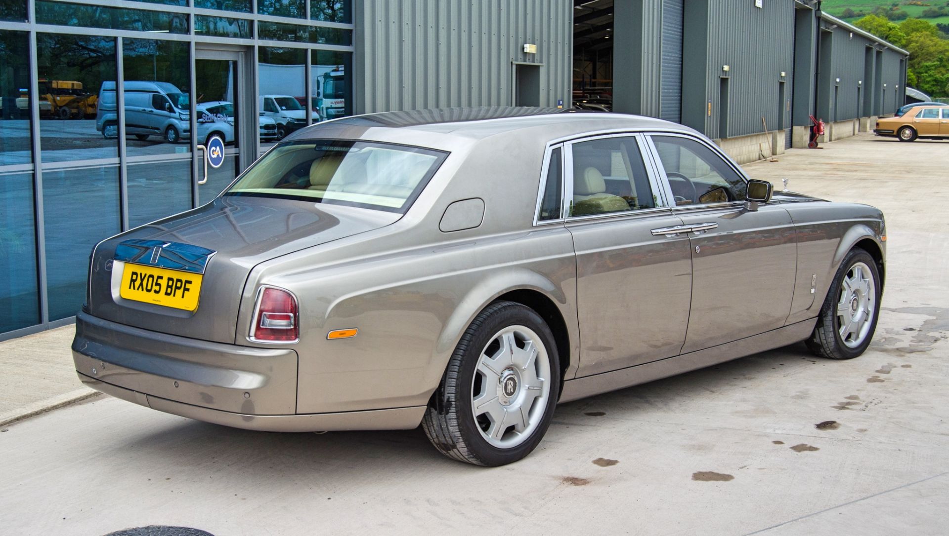 Rolls Royce Phantom 6749cc V12 Auto 4 door saloon car Registration Number: RX05 BPF Date of - Image 6 of 53