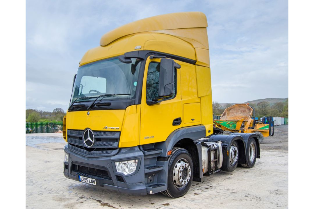 Mercedes Benz Actros 2543 Bluetech 6 6x2 tractor unit Registration Number: LN65 LNW Date of - Image 1 of 29