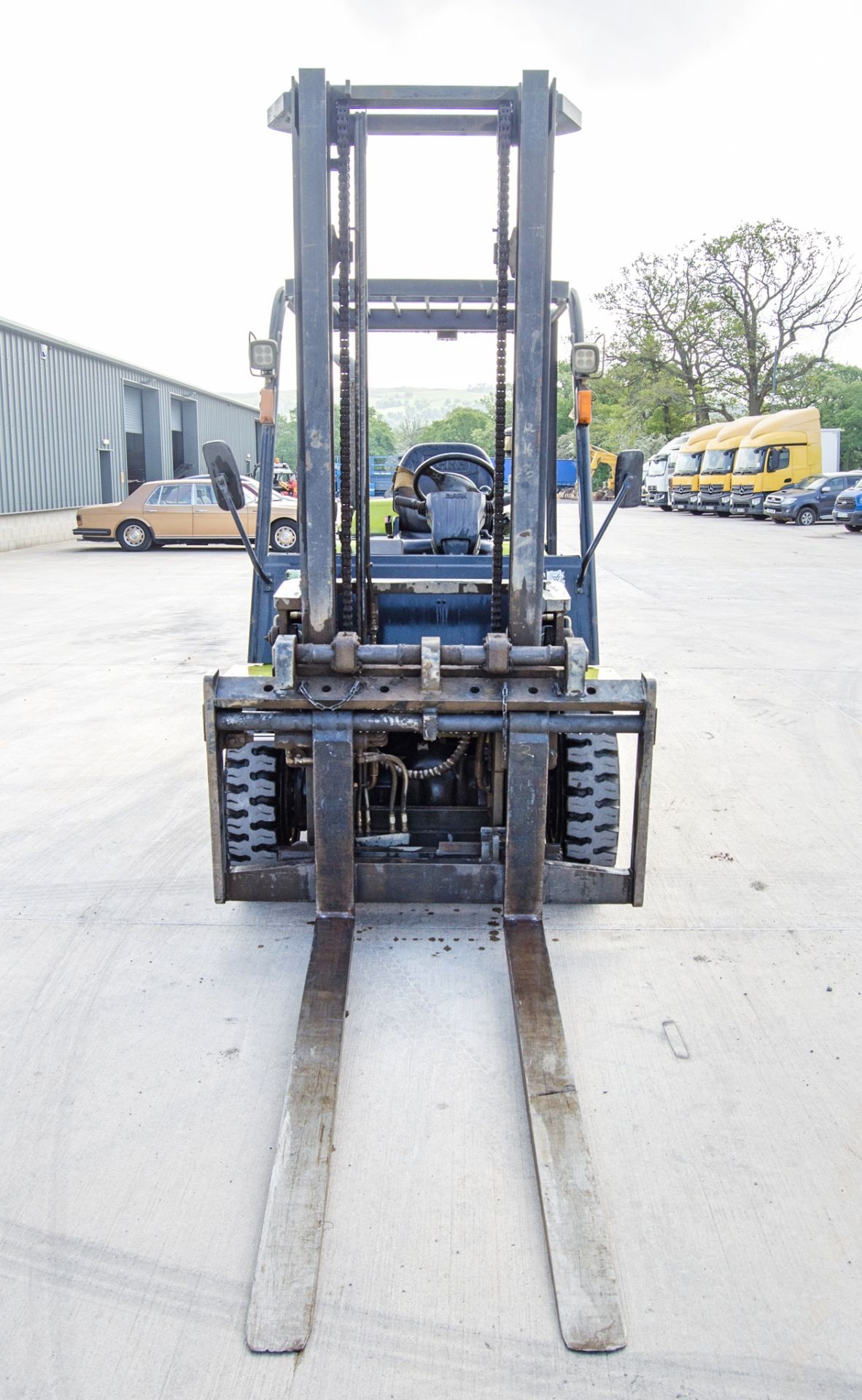 Clark C40D 4 tonne diesel driven fork lift truck Year: 2014 S/N: 9913 Recorded Hours: 4484 N628404 - Image 5 of 21
