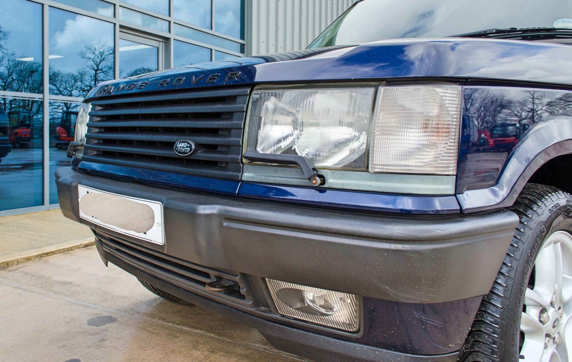 2001 Range Rover Vogue 4.6 litre V8 Auto 4 door SUV estate Registration: Y498 HNP Chassis: - Image 22 of 65
