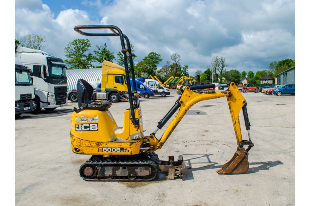 JCB 8008 CTS 0.8 tonne rubber tracked micro excavator Year: 2013 S/N: 00764635 Recorded Hours: - Image 8 of 17