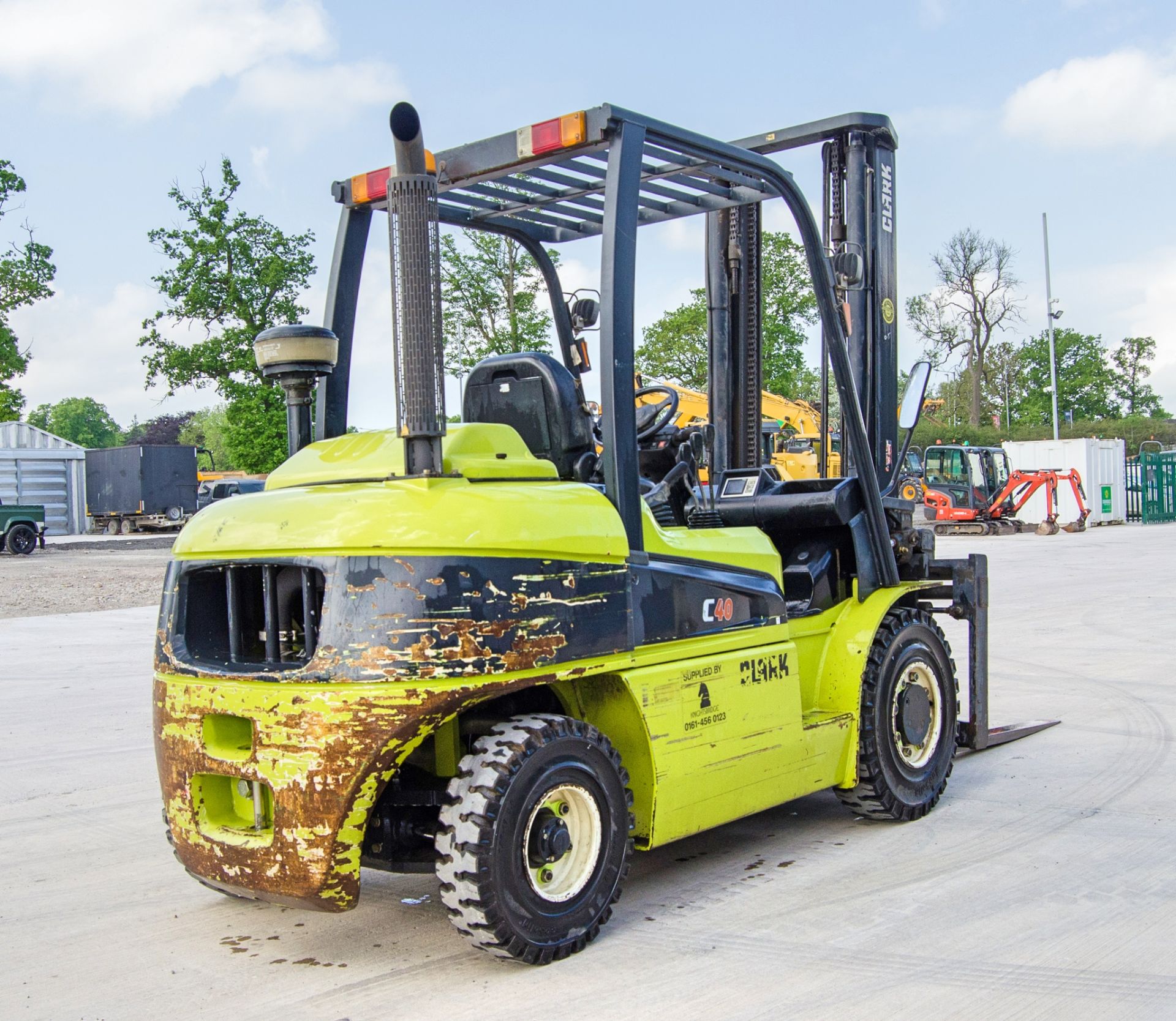 Clark C40D 4 tonne diesel driven fork lift truck Year: 2014 S/N: 9913 Recorded Hours: 4484 N628404 - Image 3 of 21