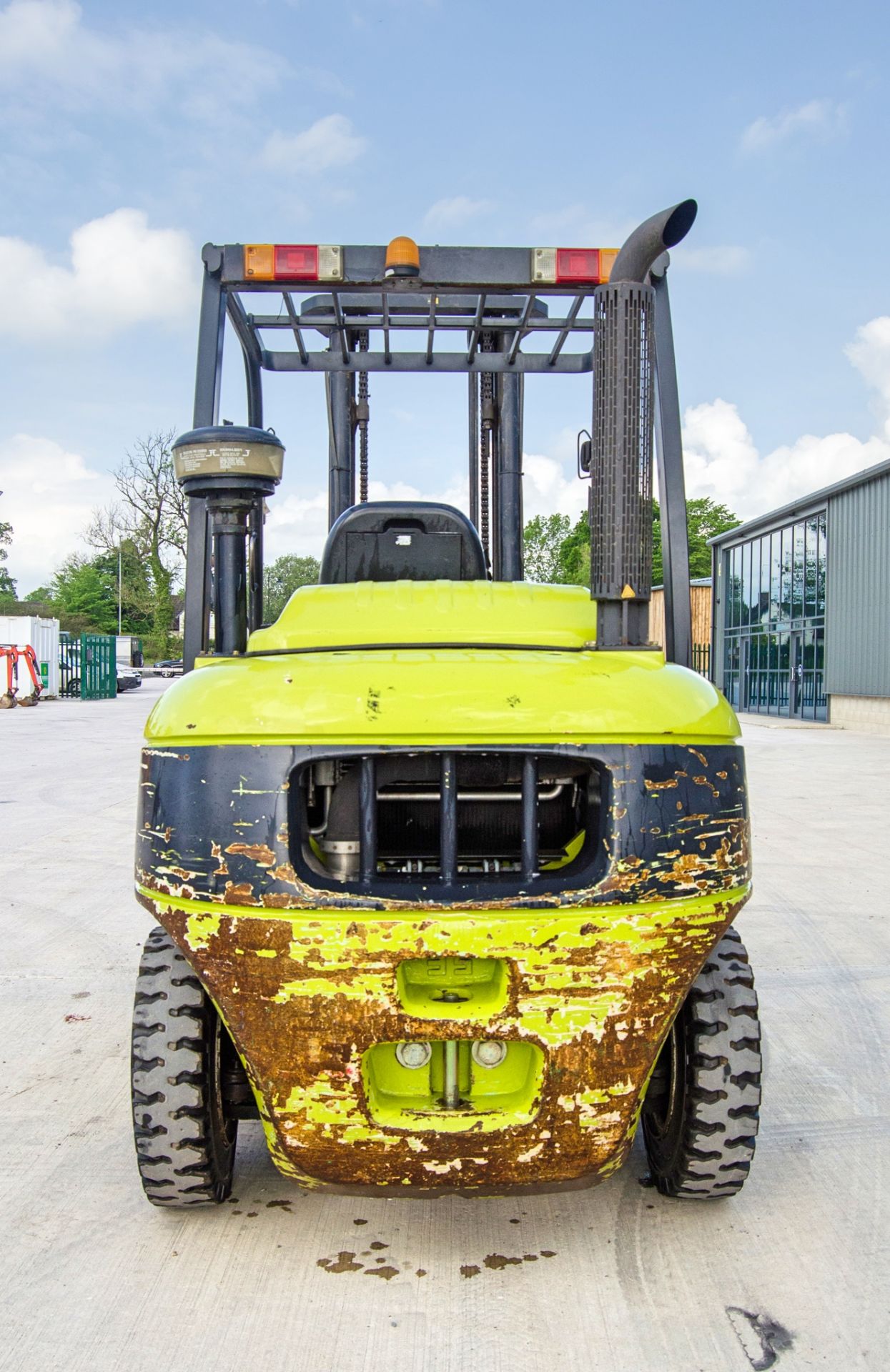 Clark C40D 4 tonne diesel driven fork lift truck Year: 2014 S/N: 9913 Recorded Hours: 4484 N628404 - Image 6 of 21